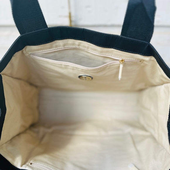 TORY BURCH black tote bag - Picture 10 of 17